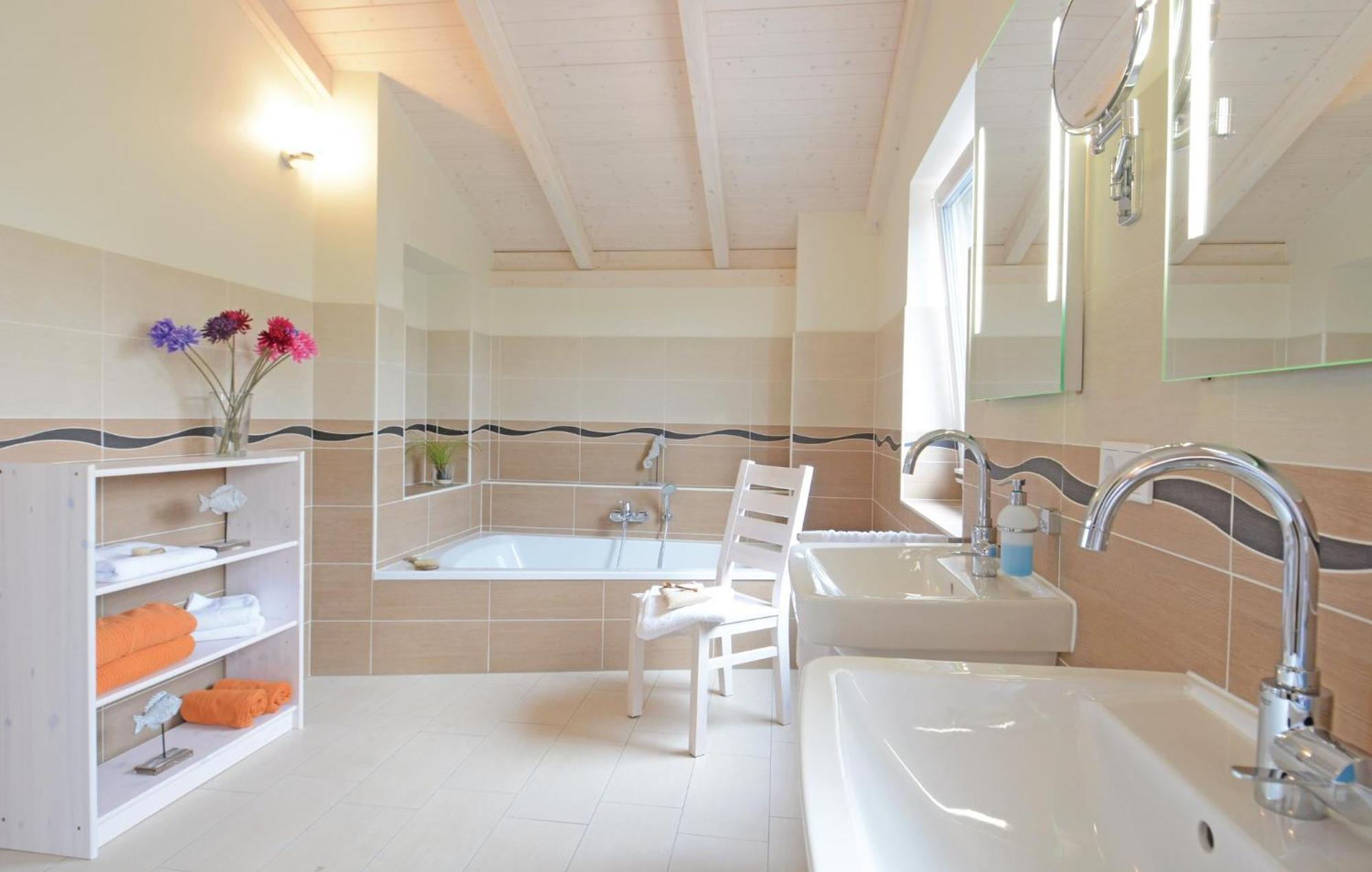 Gorgeous Home In Dagebuell With Kitchen Εξωτερικό φωτογραφία